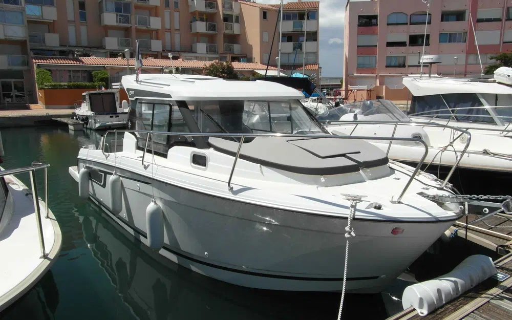 slider 7 Jeanneau Merry Fisher 695