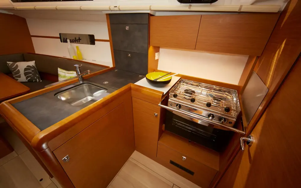 slider 10 Jeanneau Sun Odyssey 349 - null