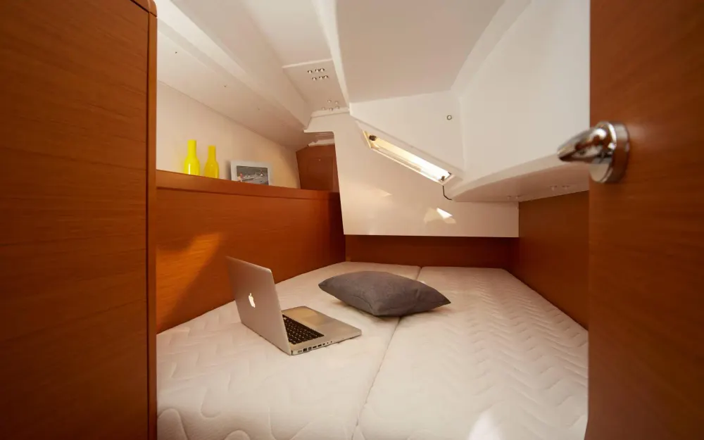slider 2 Jeanneau Sun Odyssey 349 - null