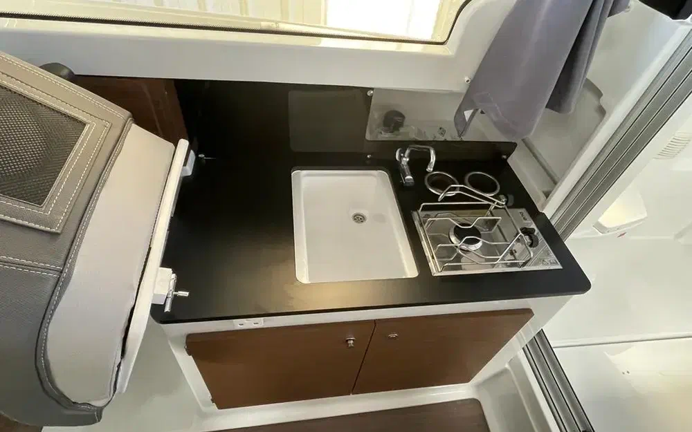 slider 5 Jeanneau Merry Fisher 695