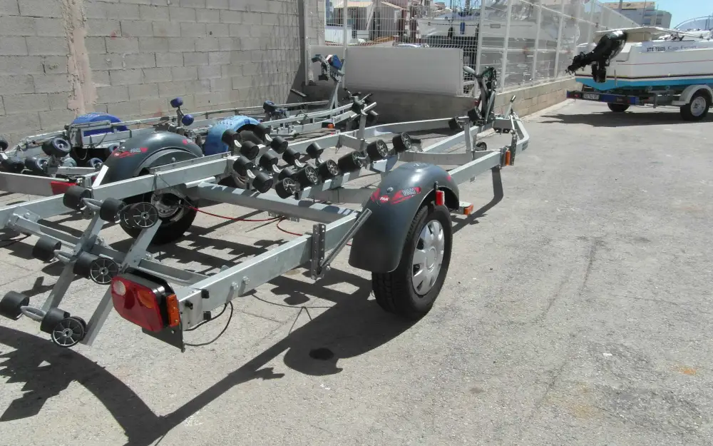 slider 8 Capelli Tempest 650