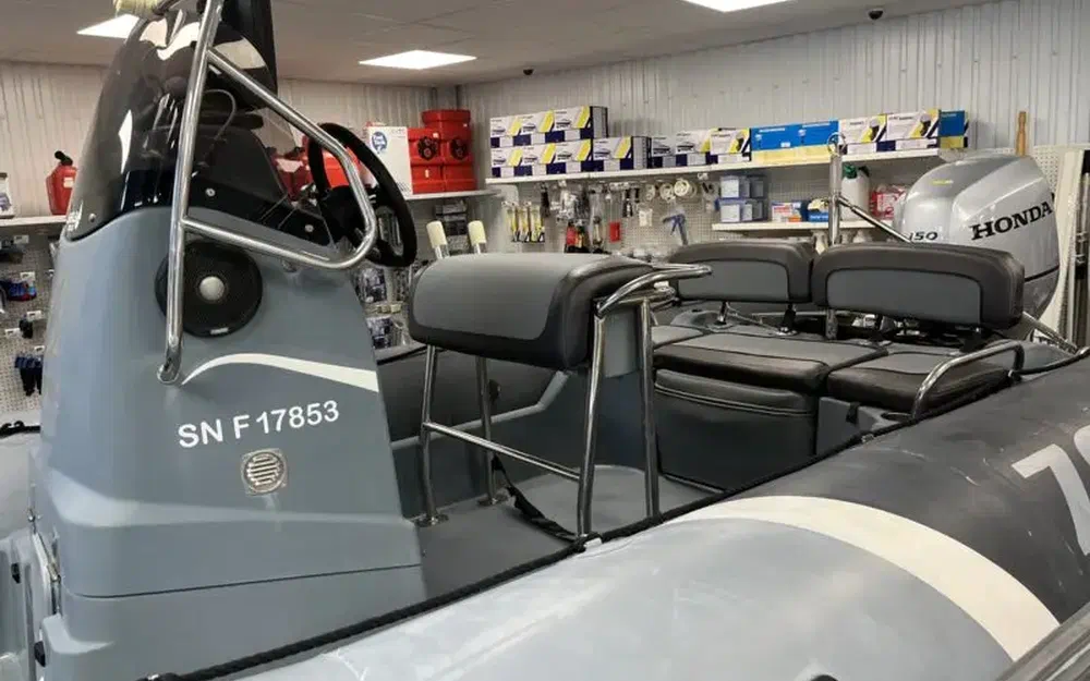 slider 7 Zodiac Pro Open 650