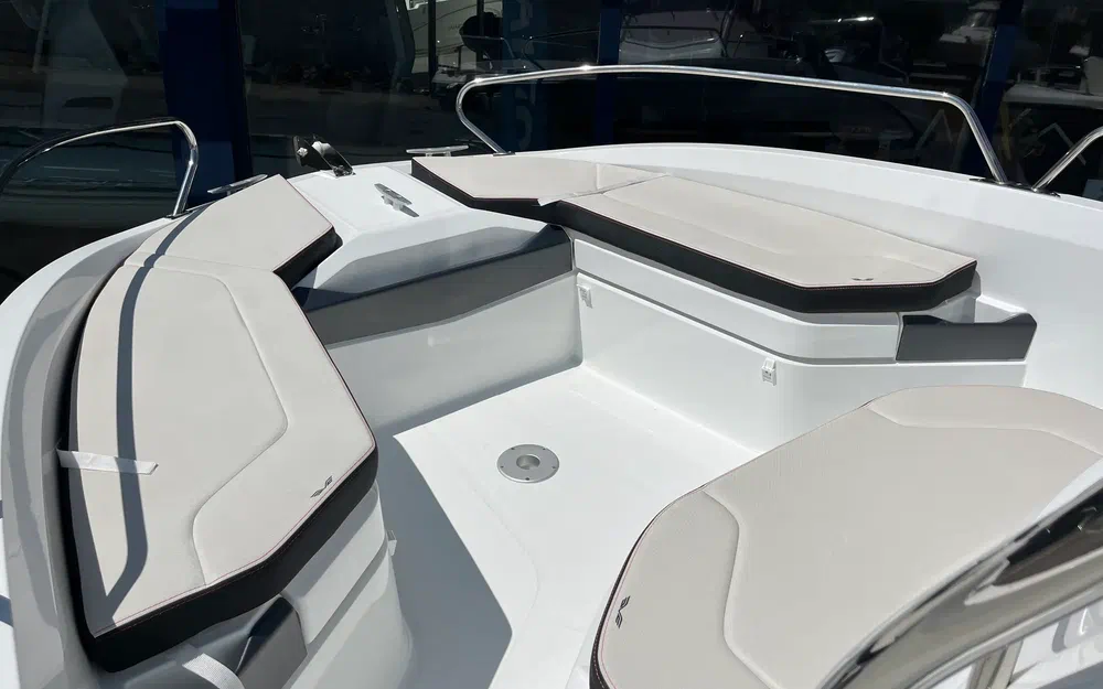 slider 2 Beneteau Flyer 6.6 SPACEdeck