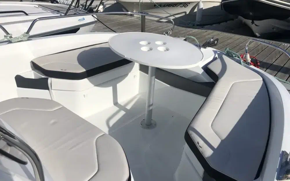 slider 5 Beneteau Flyer 6.6 SPACEdeck