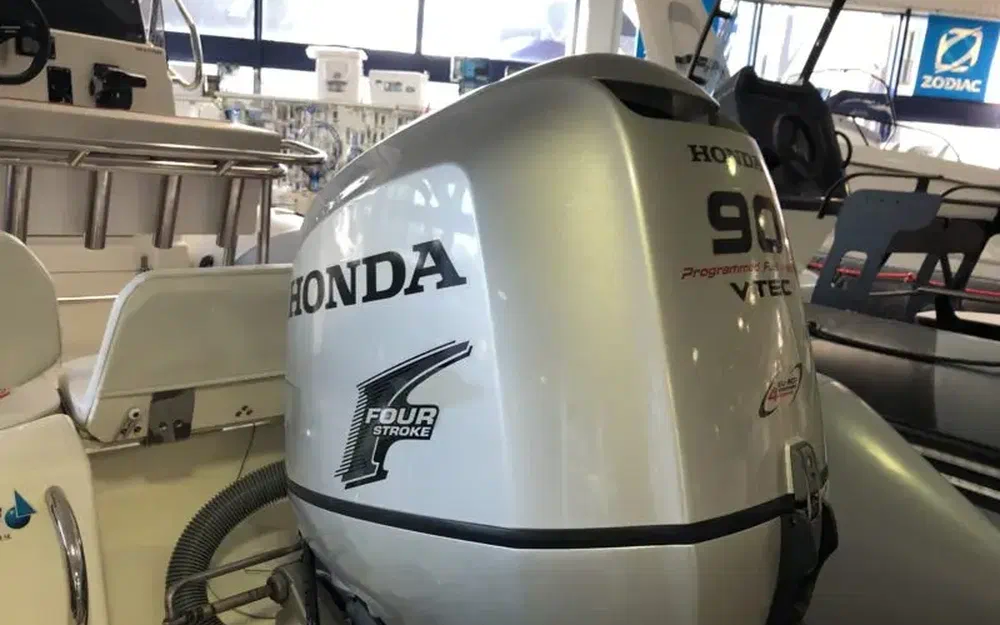 slider 5 Zodiac Pro Open 550