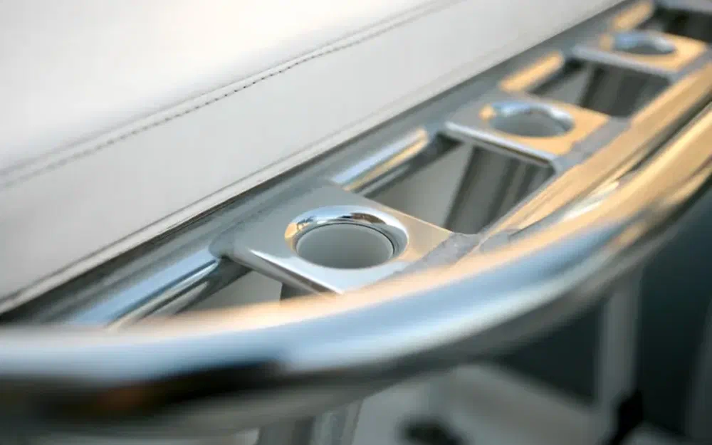 slider 2 Zodiac Pro Open 650