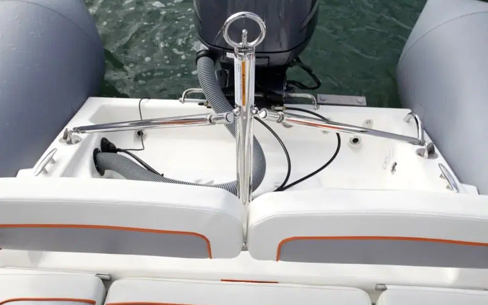 slider 3 Zodiac Pro Open 650