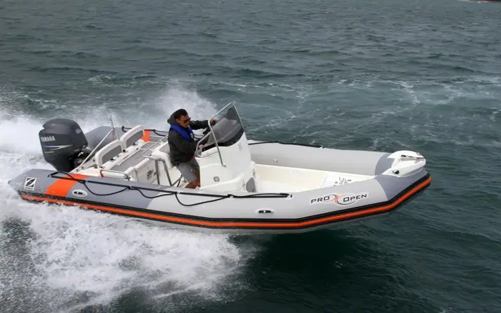 slider 5 Zodiac Pro Open 650