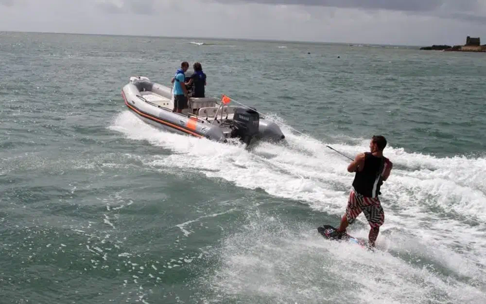 slider 7 Zodiac Pro Open 650