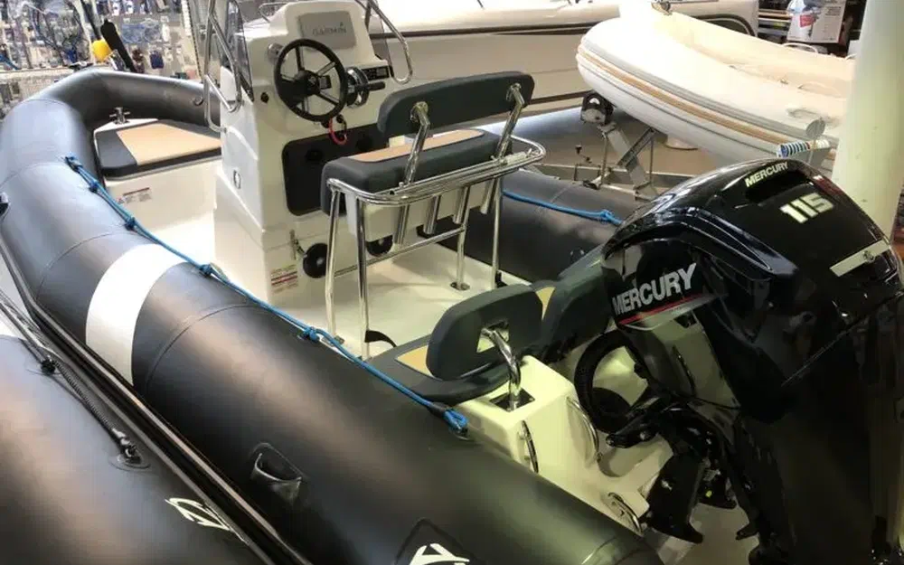 slider 1 Zodiac Pro Open 550