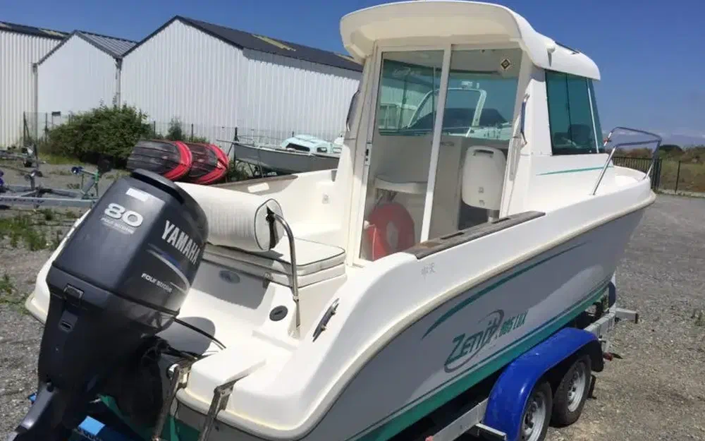 slider 1 Jeanneau Merry Fisher 605