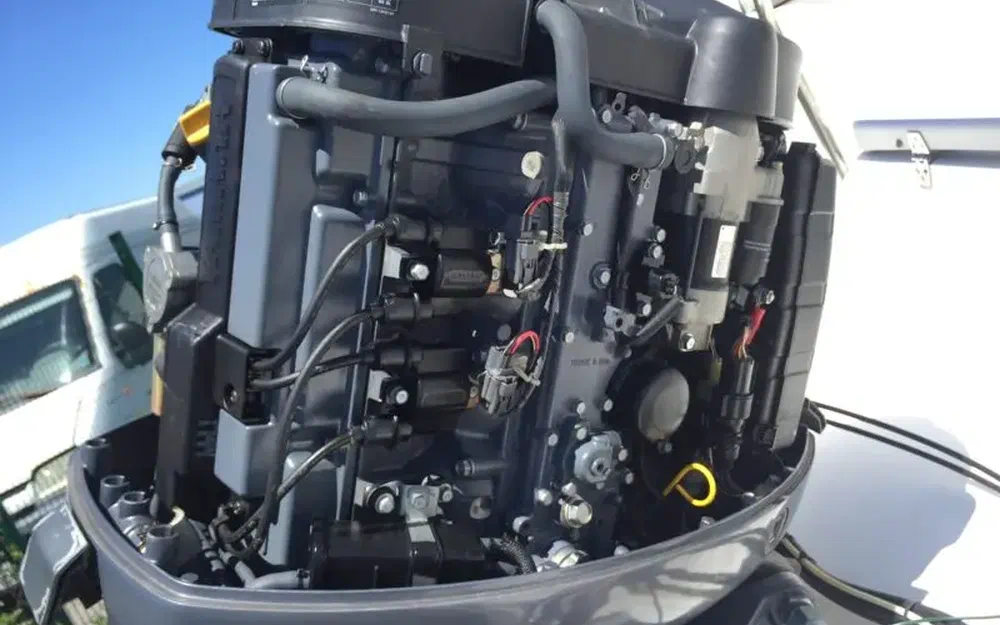 slider 3 Jeanneau Merry Fisher 605