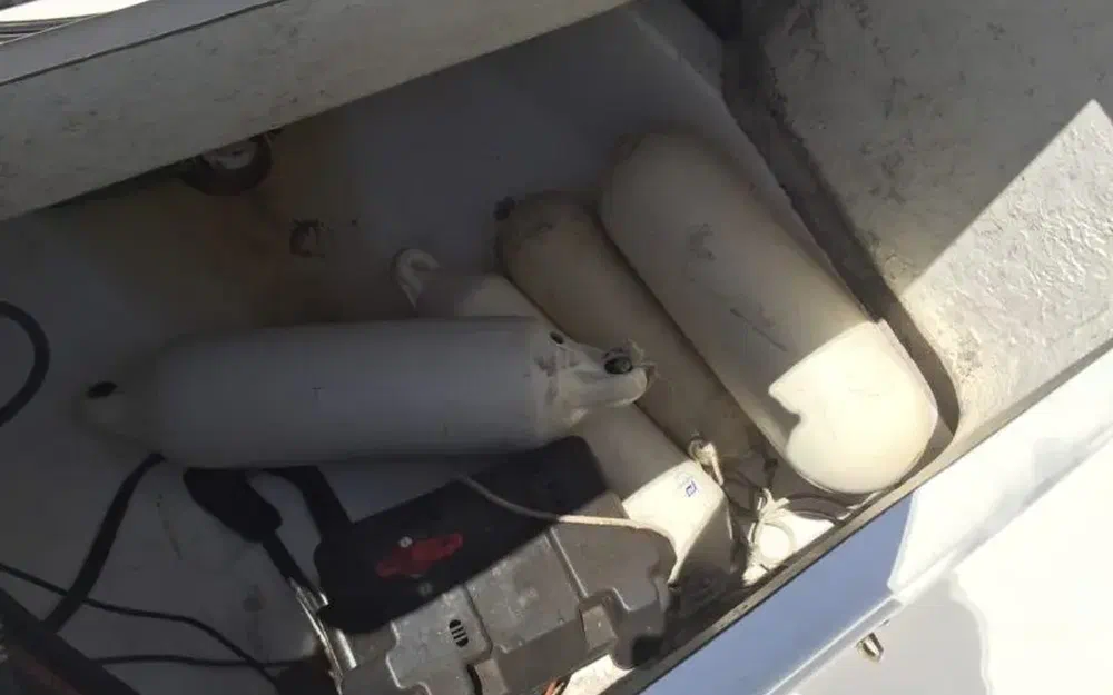 slider 8 Jeanneau Merry Fisher 605