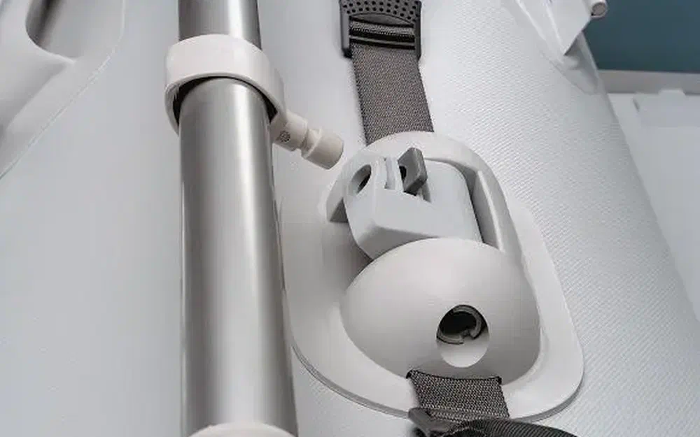 slider 3 Zodiac Cadet 200