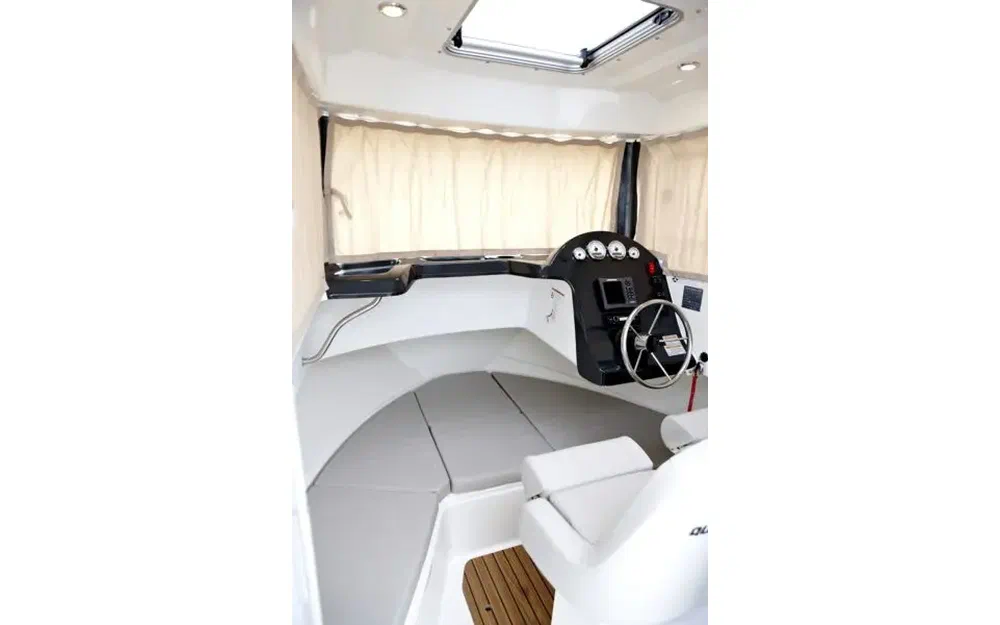 slider 4 Quicksilver 605 Open