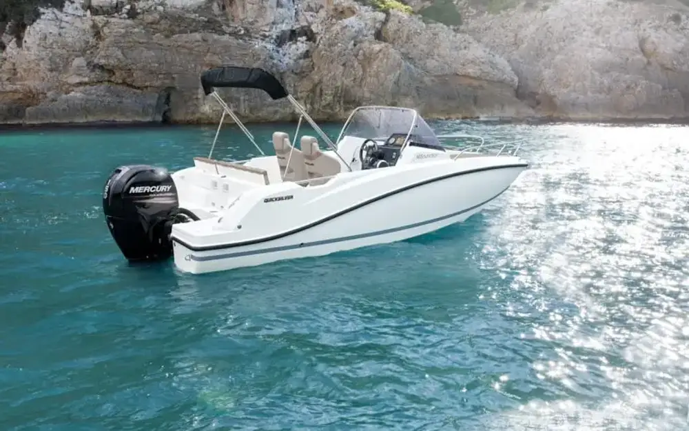 QuicksilverActiv 605 Sundeck