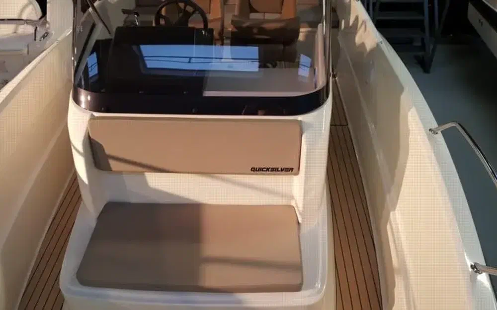 slider 2 Quicksilver 675 Open