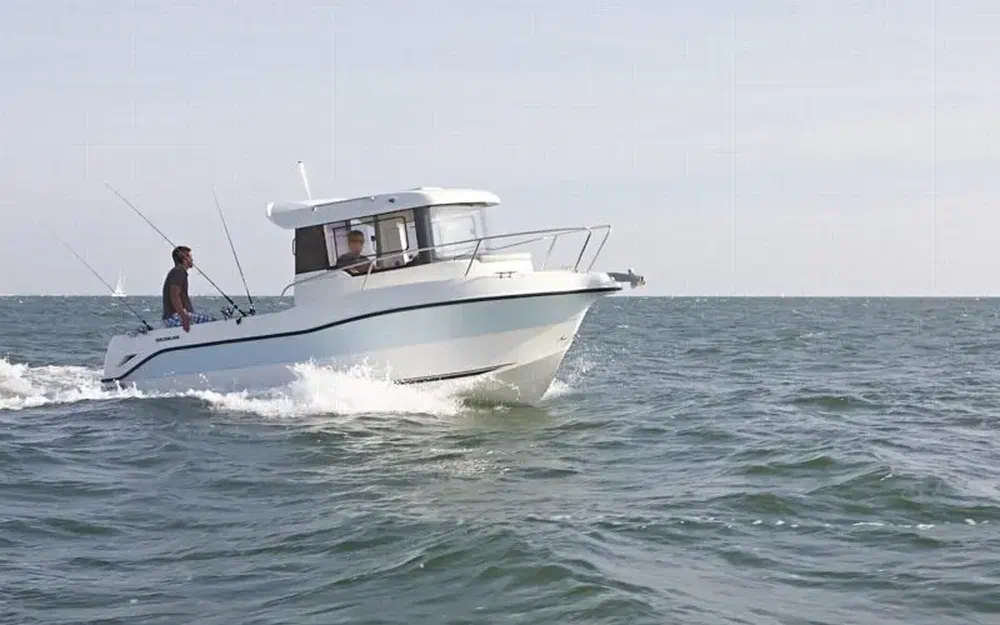 slider 0 Quicksilver Arvor 690