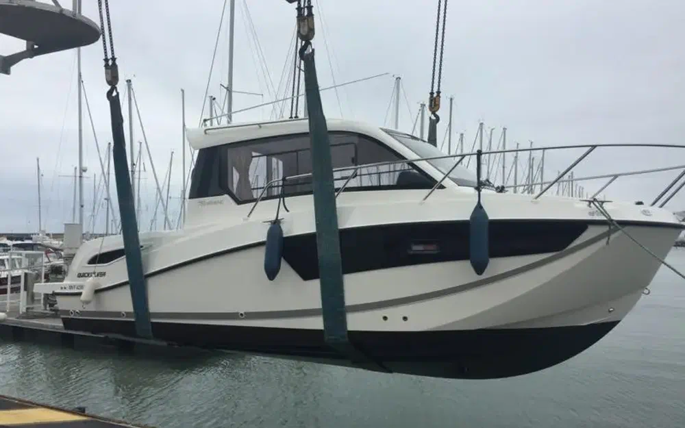 slider 0 Quicksilver 755 Week-End