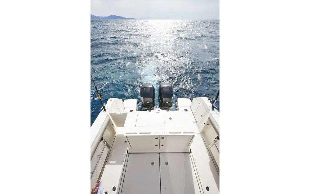 slider 7 Quicksilver 905 Pilothouse