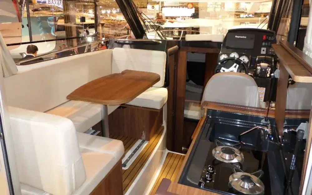 slider 1 Quicksilver 855 Cruiser