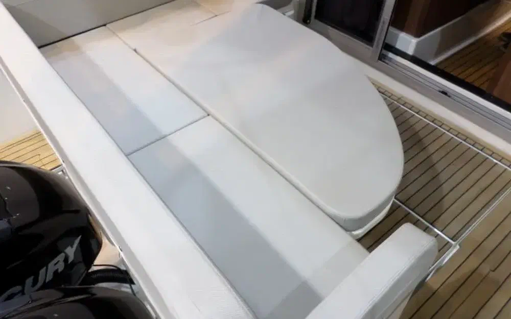 slider 8 Quicksilver 855 Cruiser