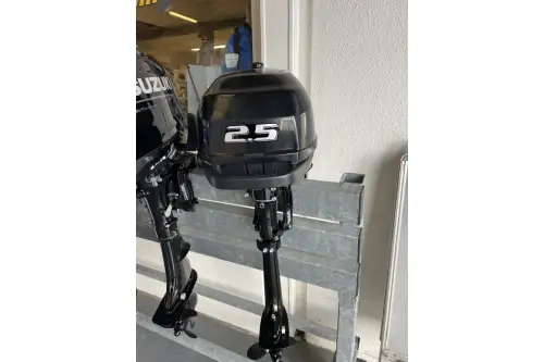 SUZUKI DF 2.5S
