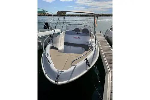 B2 Marine  552 Open