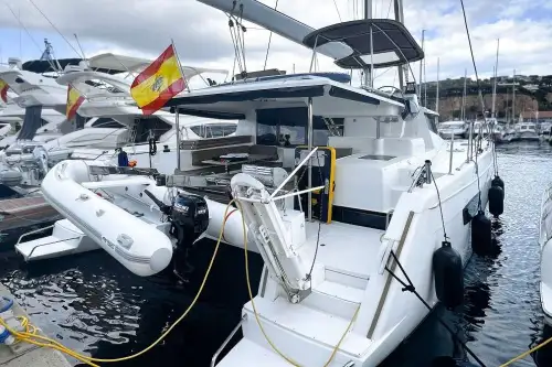 Fountaine Pajot Helia 44