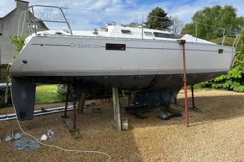 Beneteau Oceanis 320