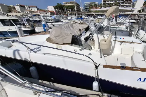 Jeanneau Cap Camarat 755 WA
