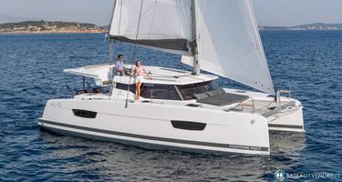 Fountaine Pajot Isla 40