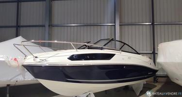 Bayliner VR5 Cuddy