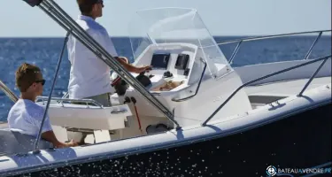 White Shark  230 CC Origin