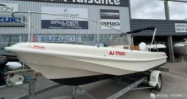 Boston Whaler  19 Outrage