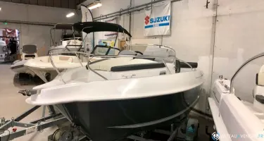 B2 Marine Cap Ferret 572 Day Cruiser