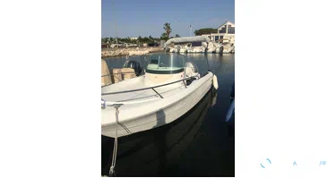 Sessa Marine Key Largo 20 Deck