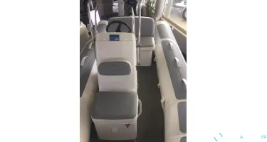 Adventure Vesta 450 Profish