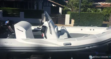 Adventure Vesta 550 Sport Fishing