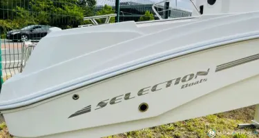 Selection Boats Aston 16