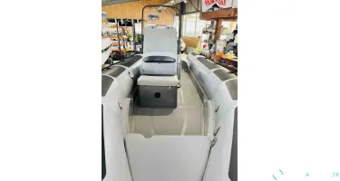 Adventure Vesta 585 HD Fishing