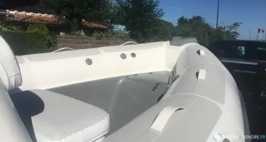 Adventure Vesta 550 Sport Fishing