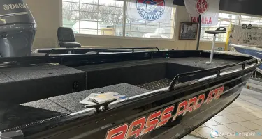 Selection Fishing Bass Pro 470
