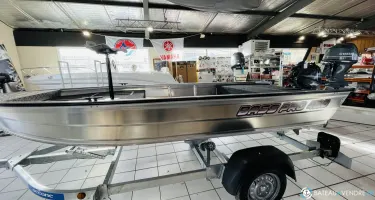 Selection Fishing Bass Pro 420