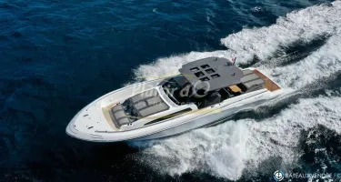 Canados  493 Gladiator
