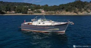 Rhea  850 Open
