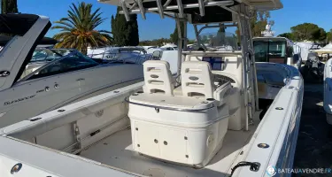 Boston Whaler  320 Outrage