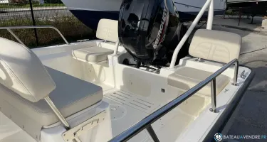 Boston Whaler  170 Montauk