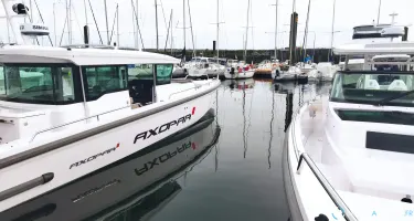 Axopar  37 XC Cross Cabin