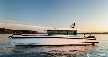 Axopar  37 XC Cross Cabin